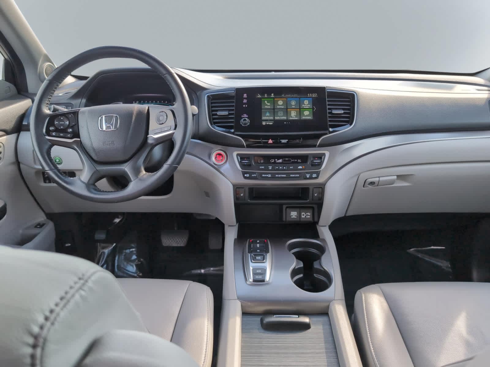 used 2022 Honda Pilot car, priced at $33,698