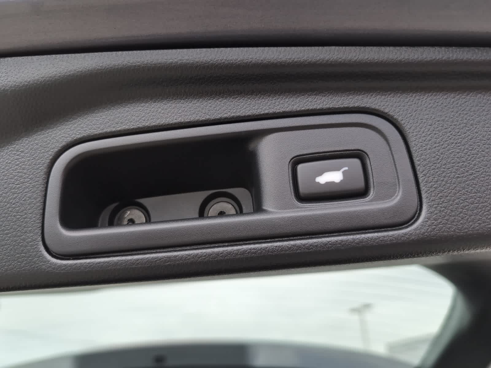 used 2022 Honda Pilot car, priced at $32,298