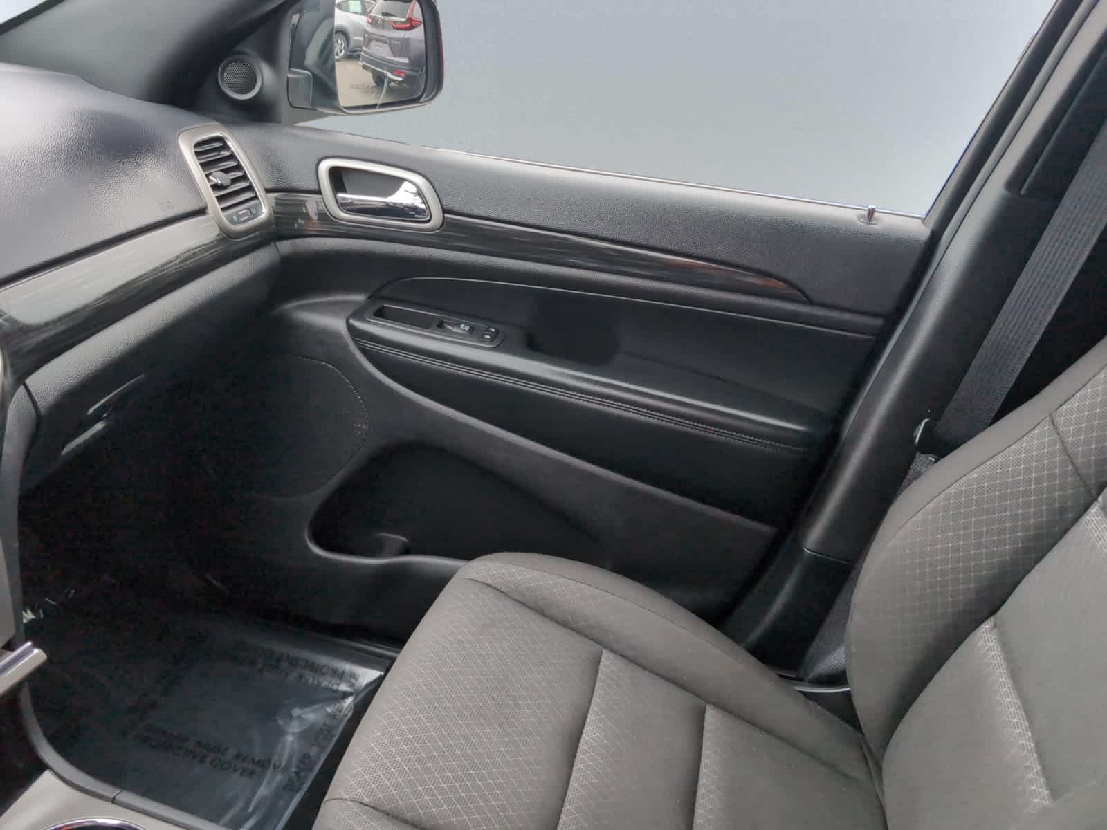 used 2020 Jeep Grand Cherokee car, priced at $18,998