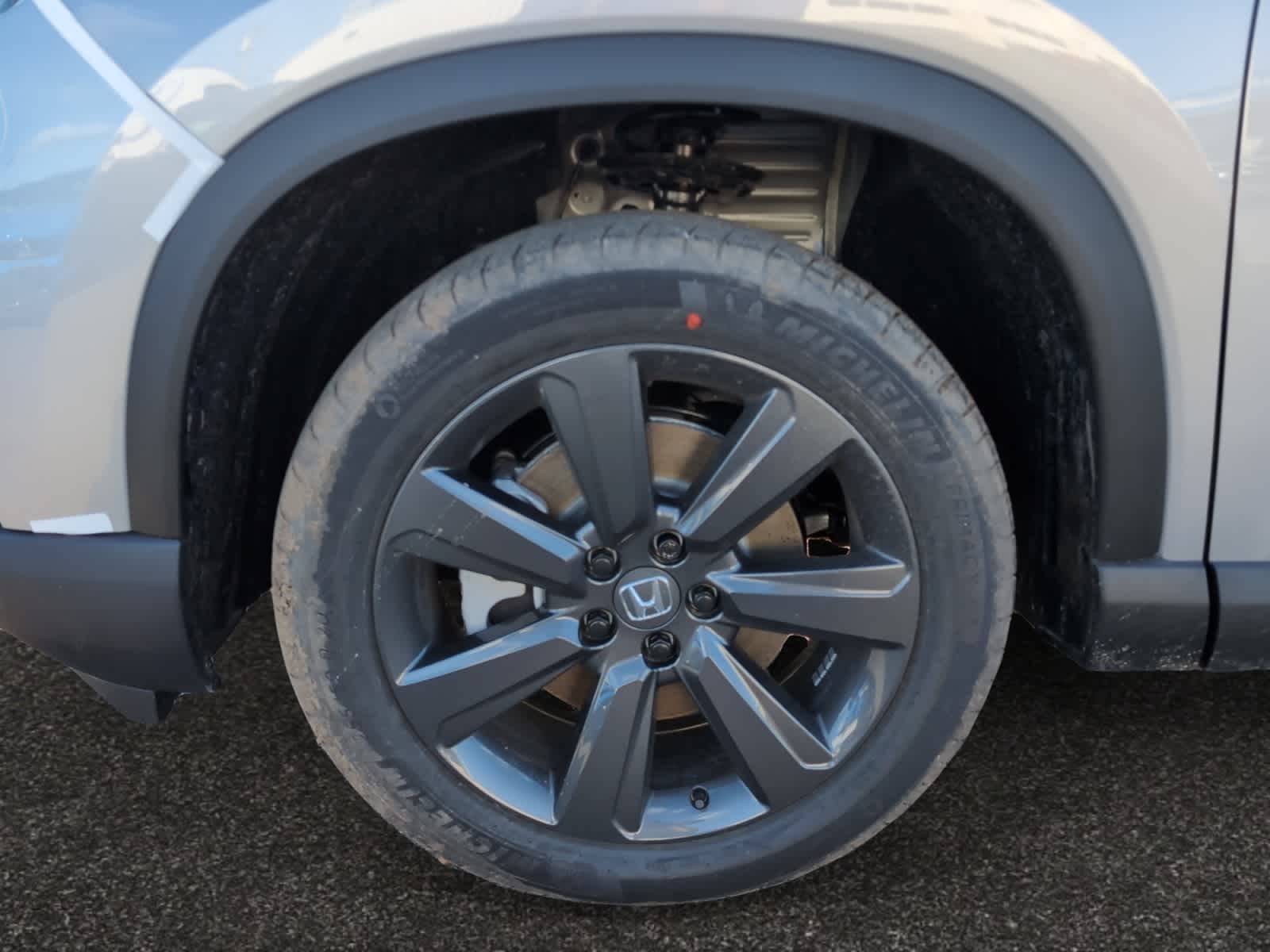 new 2025 Honda Pilot car, priced at $43,750
