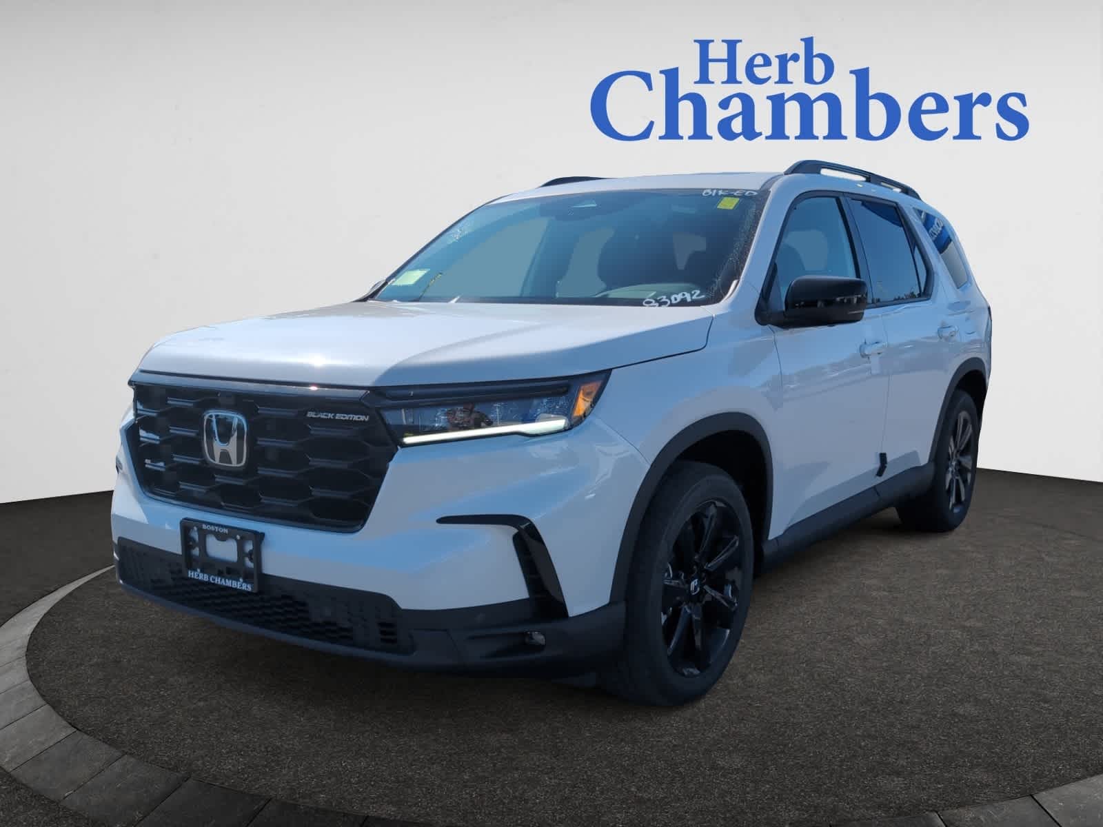 new 2025 Honda Pilot car, priced at $56,485