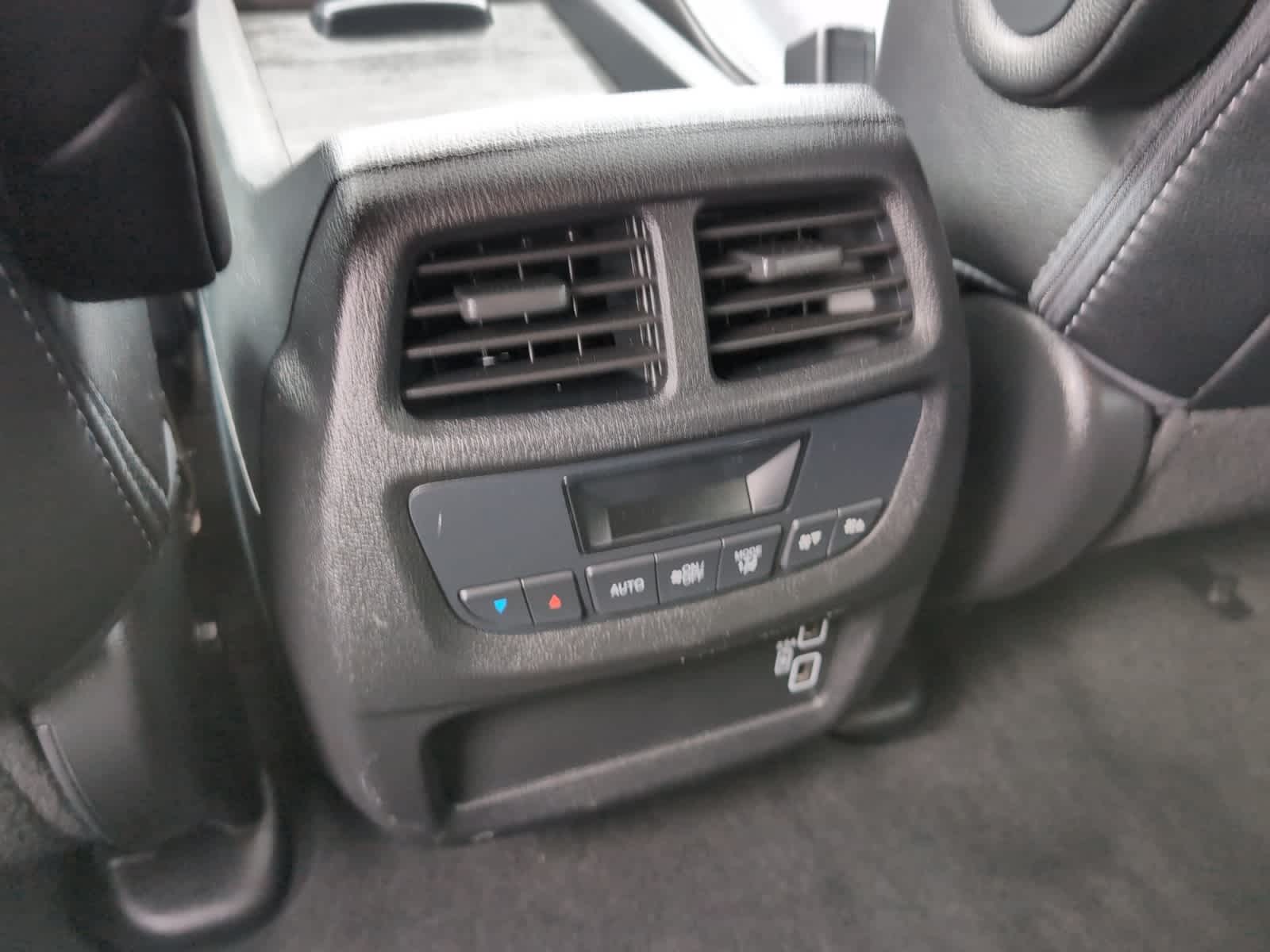 used 2022 Honda Pilot car, priced at $32,298