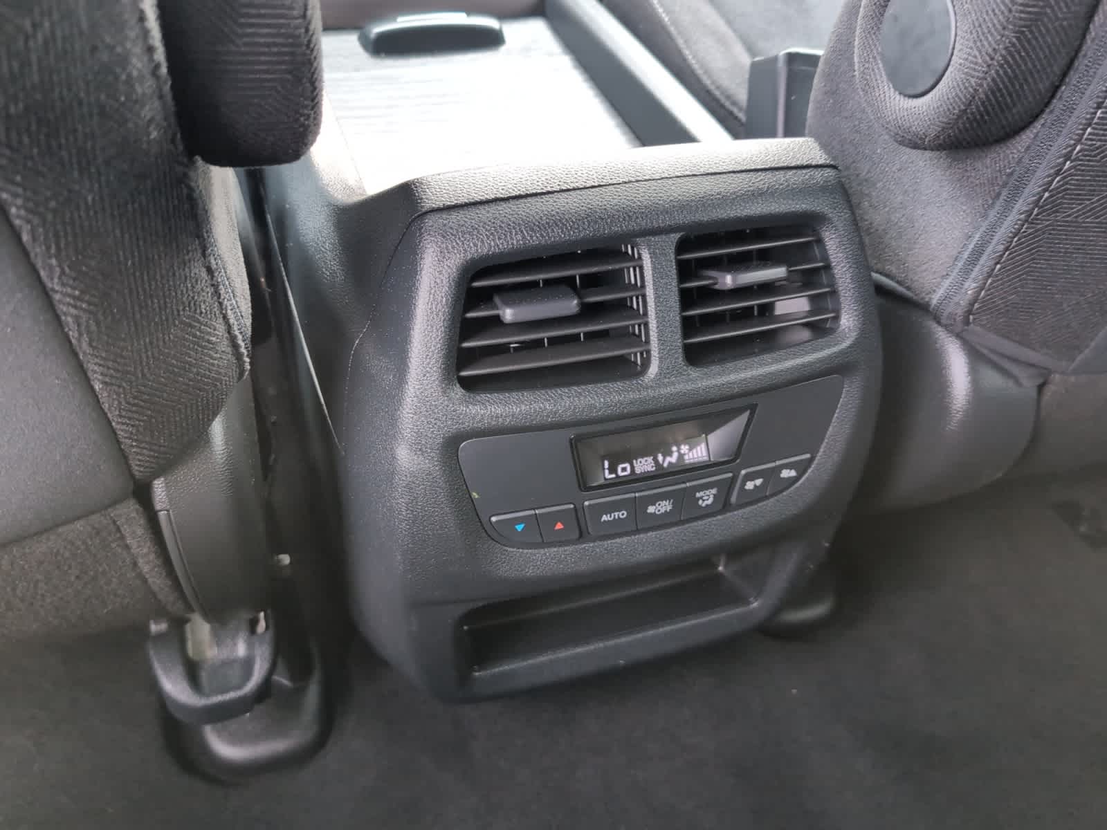 used 2022 Honda Pilot car, priced at $30,698