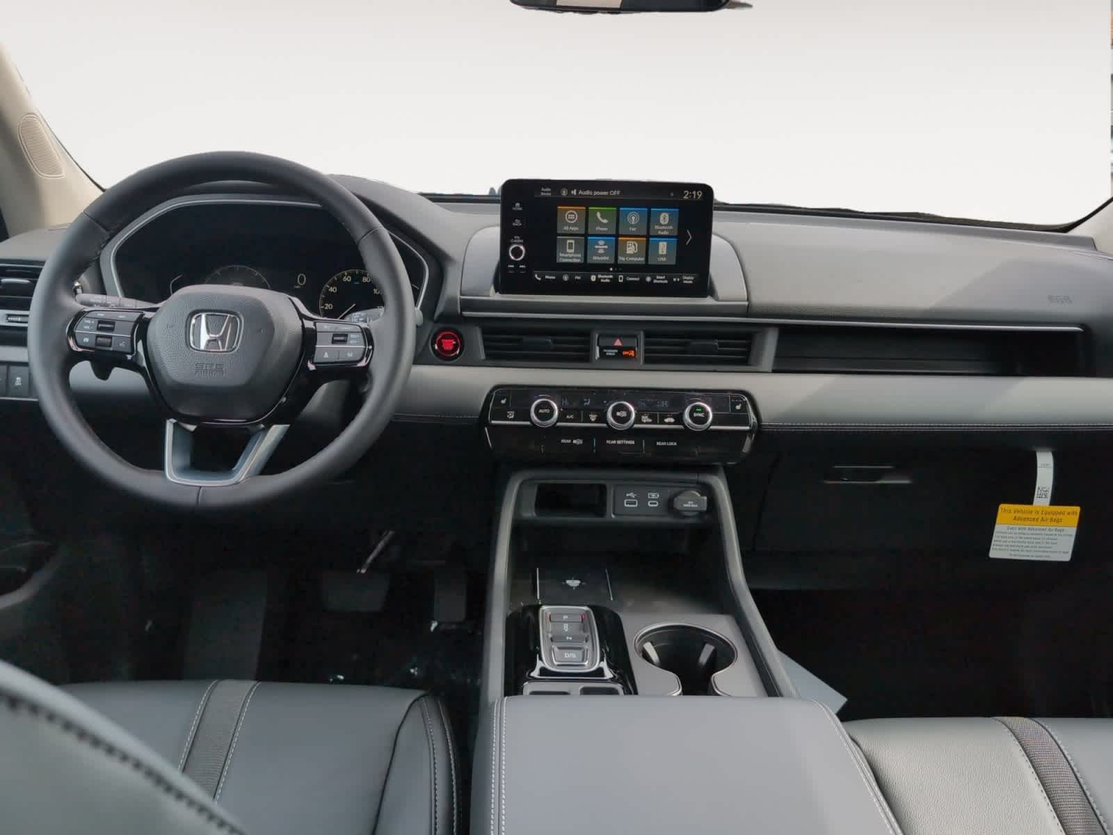 new 2025 Honda Pilot car, priced at $47,050