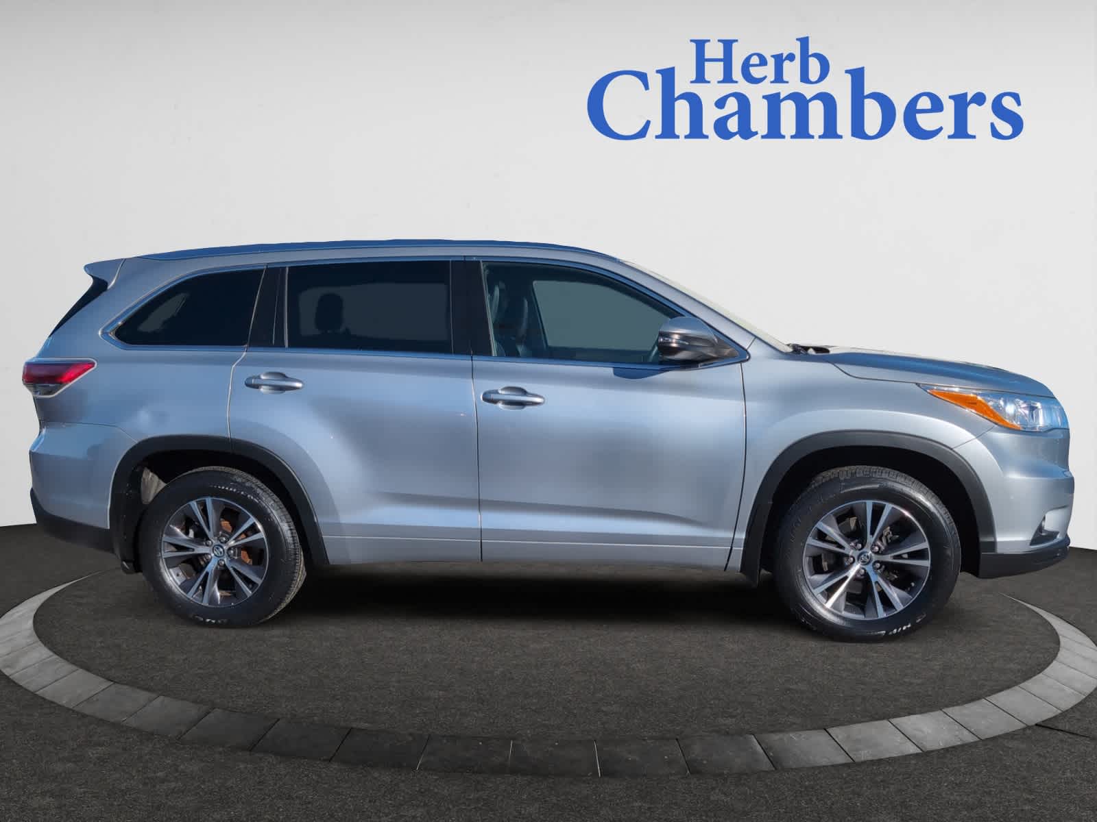 used 2016 Toyota Highlander car, priced at $22,798