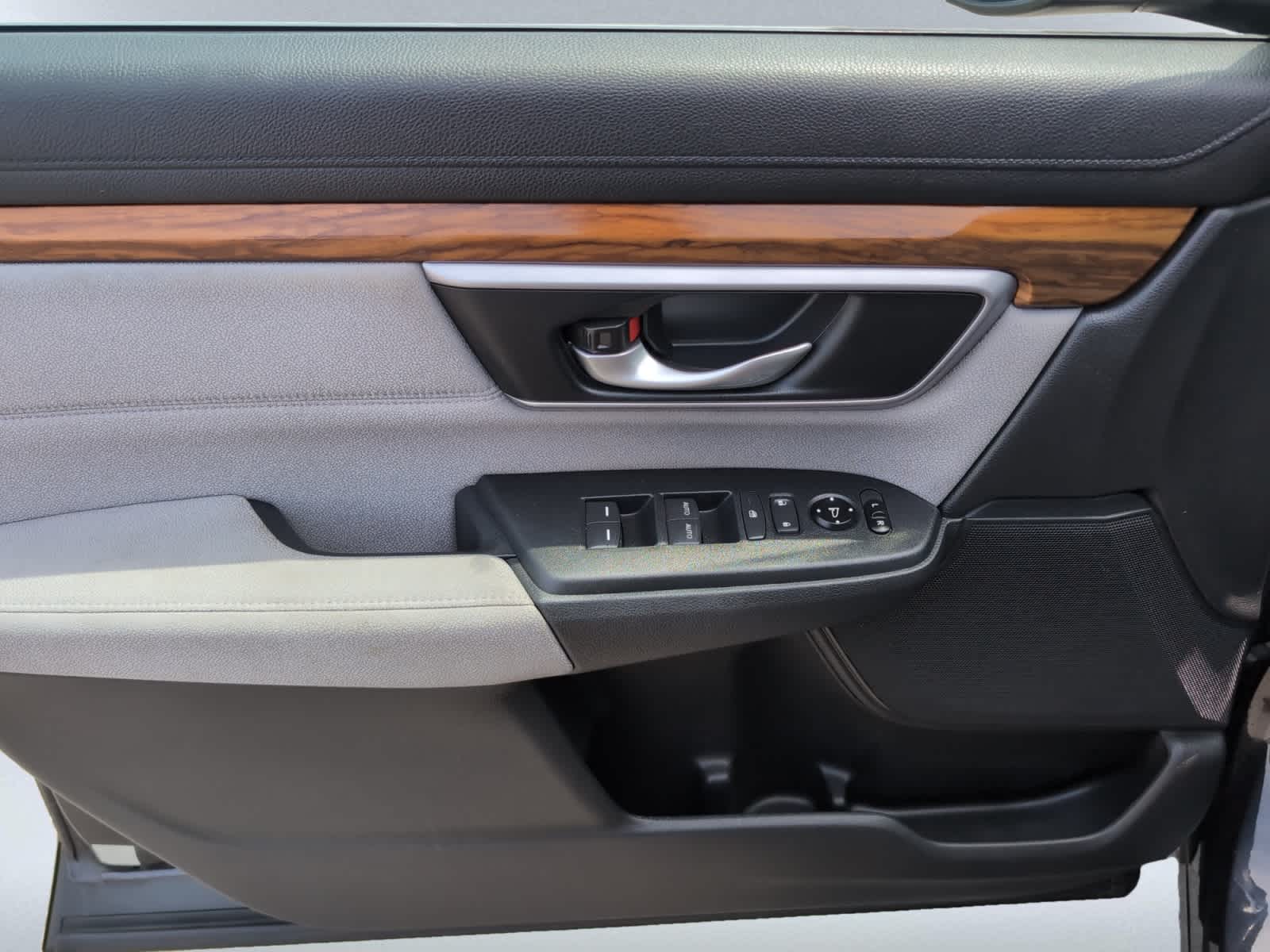 used 2017 Honda CR-V car, priced at $21,298