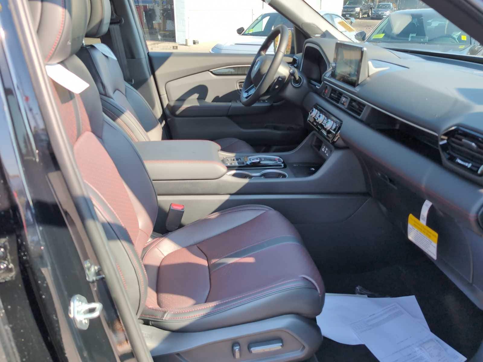 new 2025 Honda Pilot car, priced at $57,425