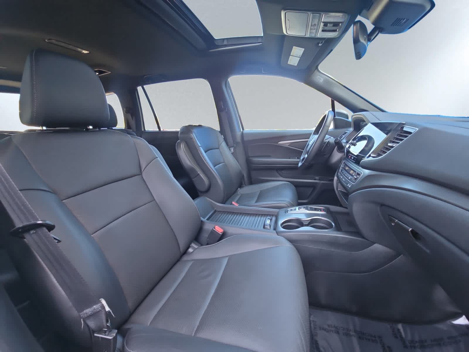 used 2022 Honda Passport car, priced at $29,998