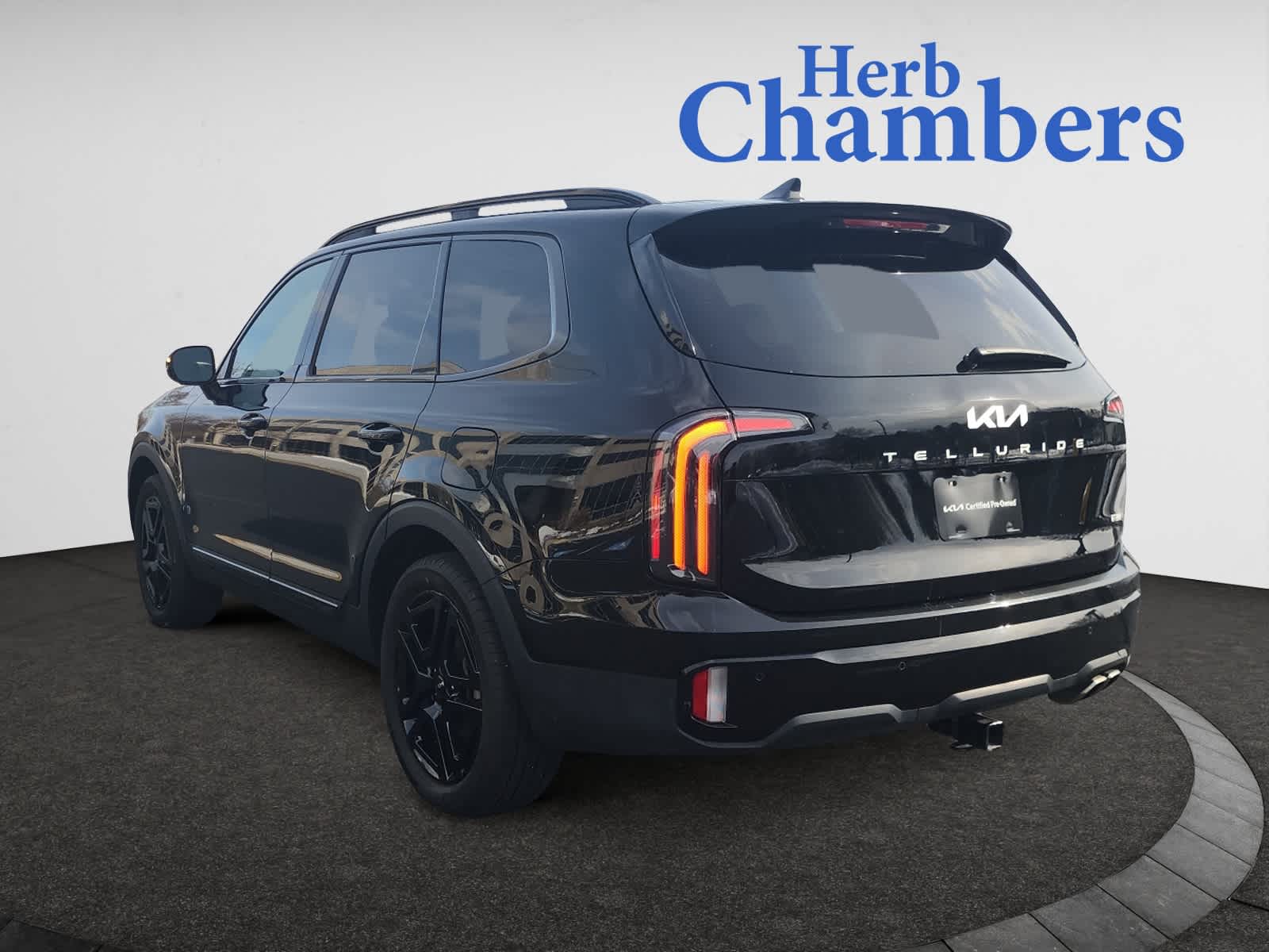 used 2024 Kia Telluride car, priced at $46,998