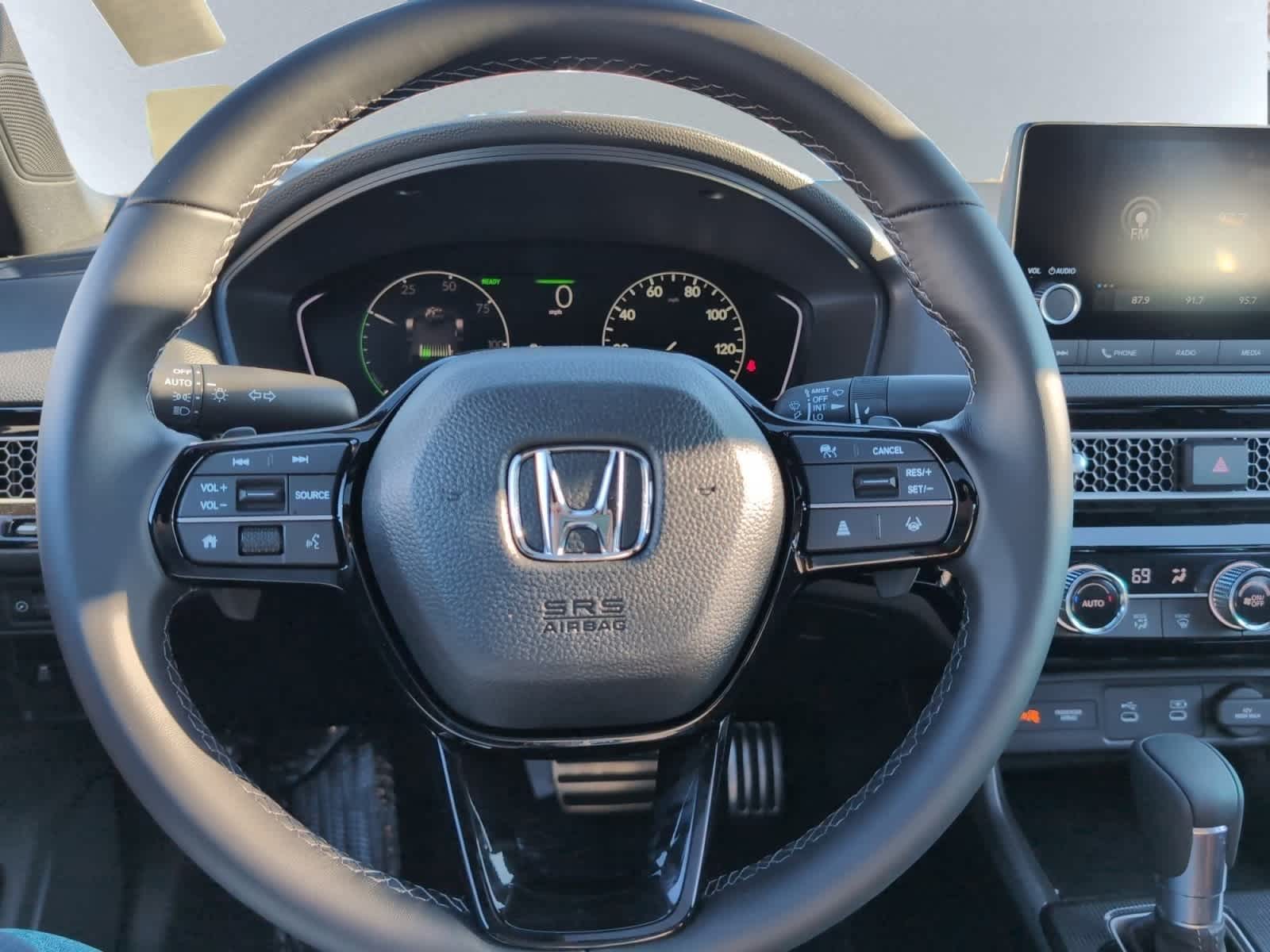 new 2025 Honda Civic Hybrid car