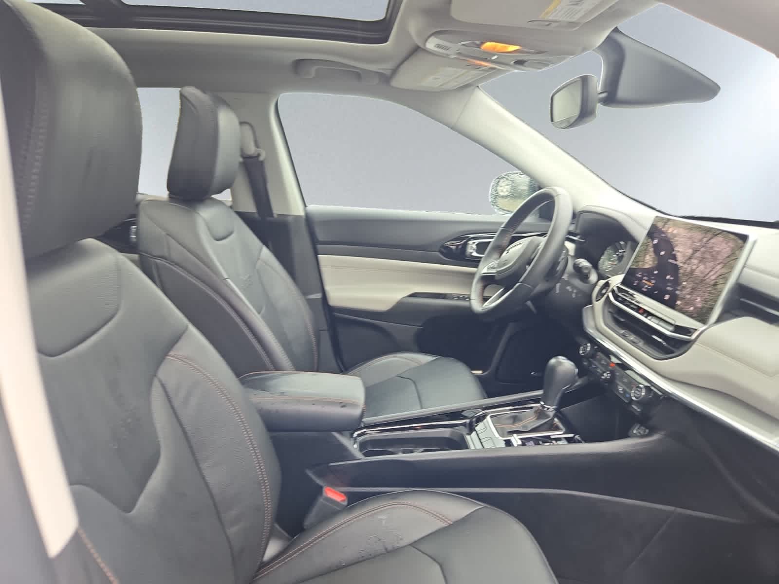 used 2022 Jeep Compass car, priced at $25,498