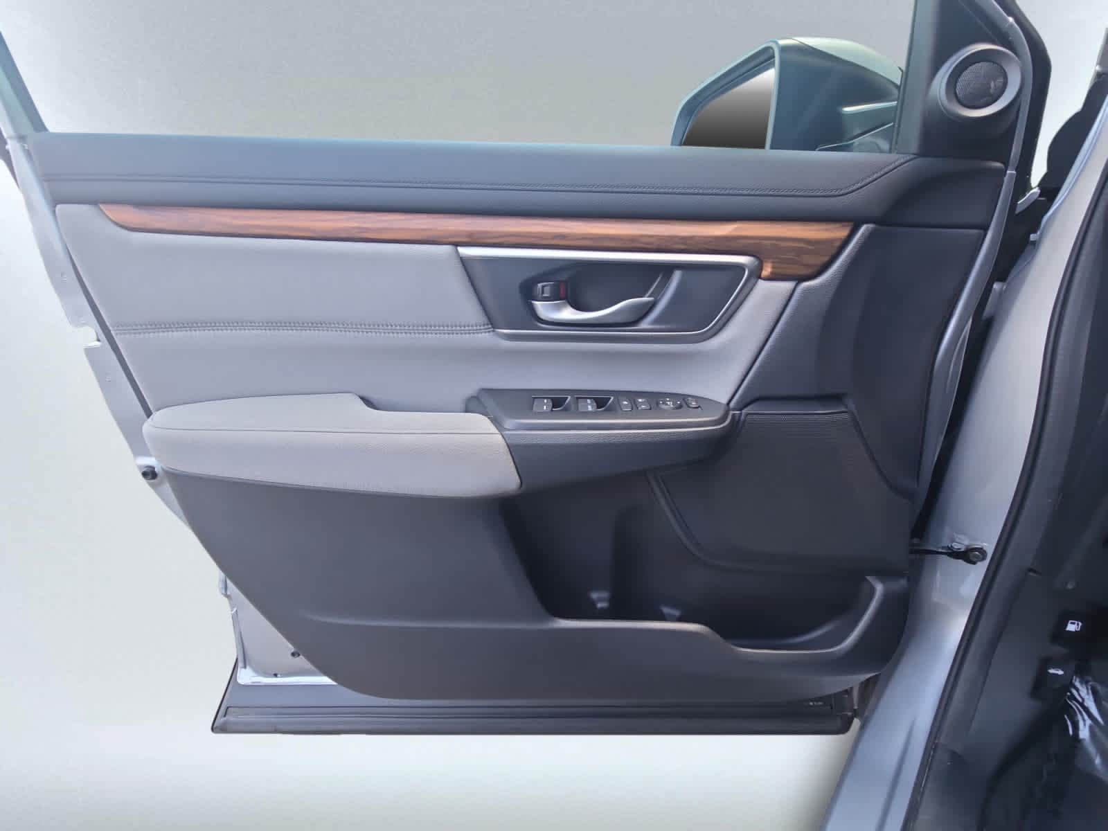 used 2022 Honda CR-V car, priced at $29,998