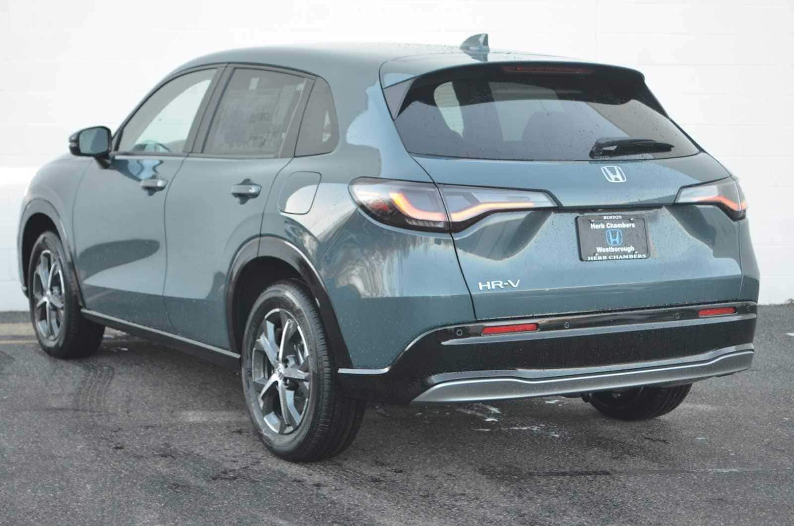 new 2025 Honda HR-V car