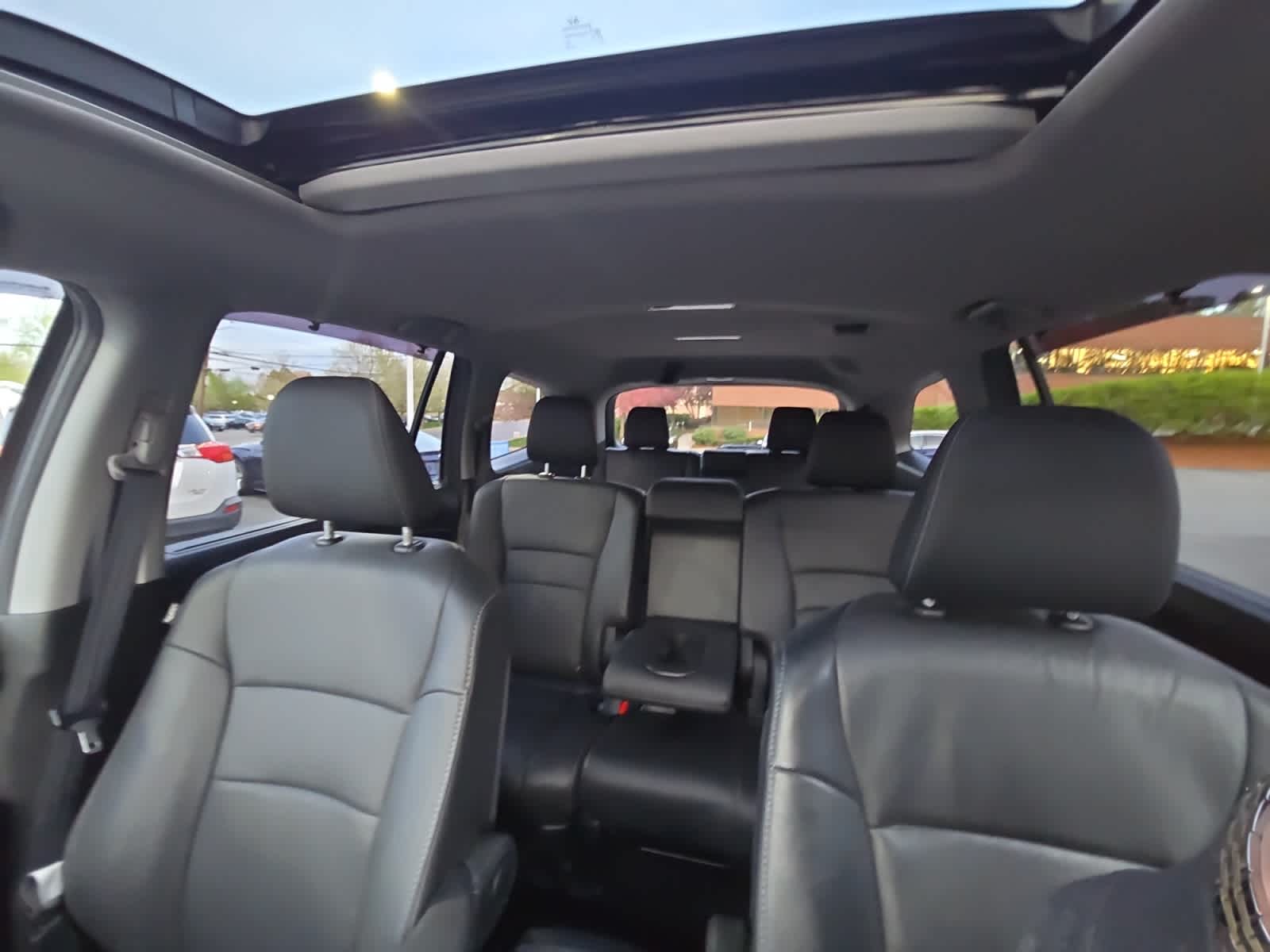 used 2022 Honda Pilot car, priced at $34,998