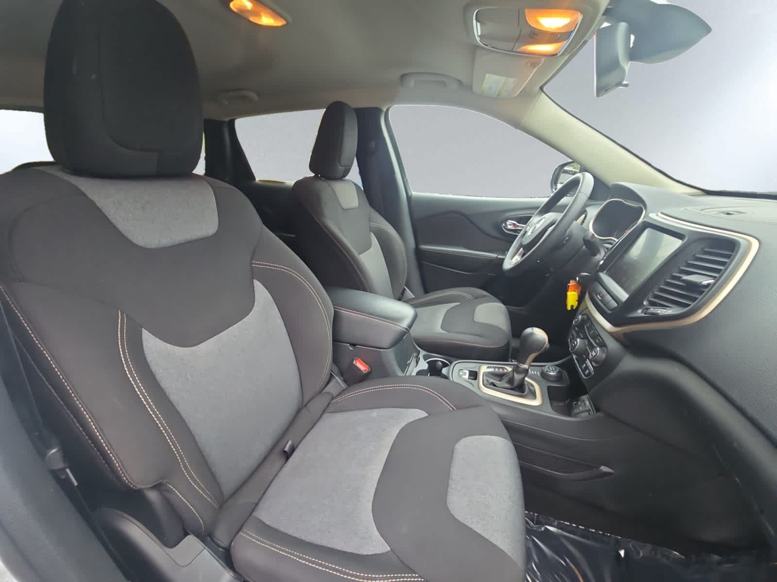 used 2014 Jeep Cherokee car, priced at $12,998