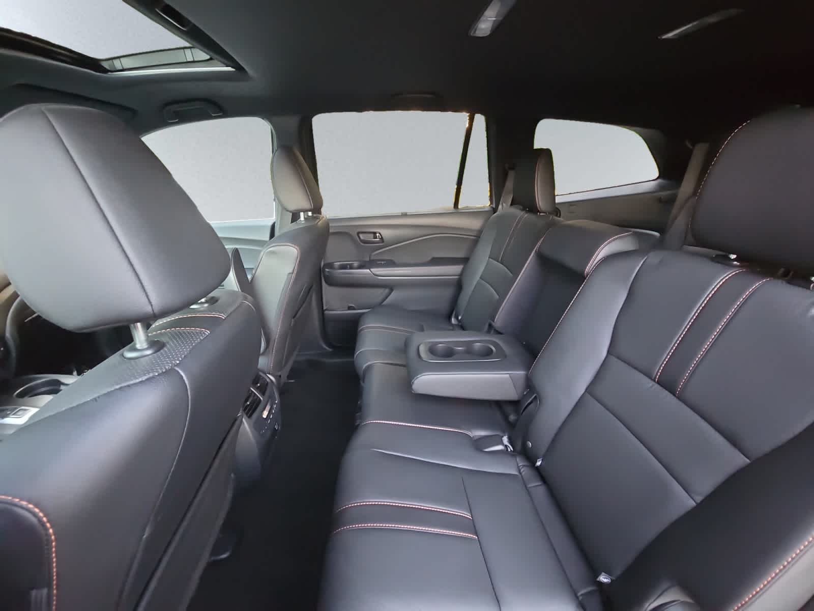 used 2022 Honda Pilot car, priced at $35,998