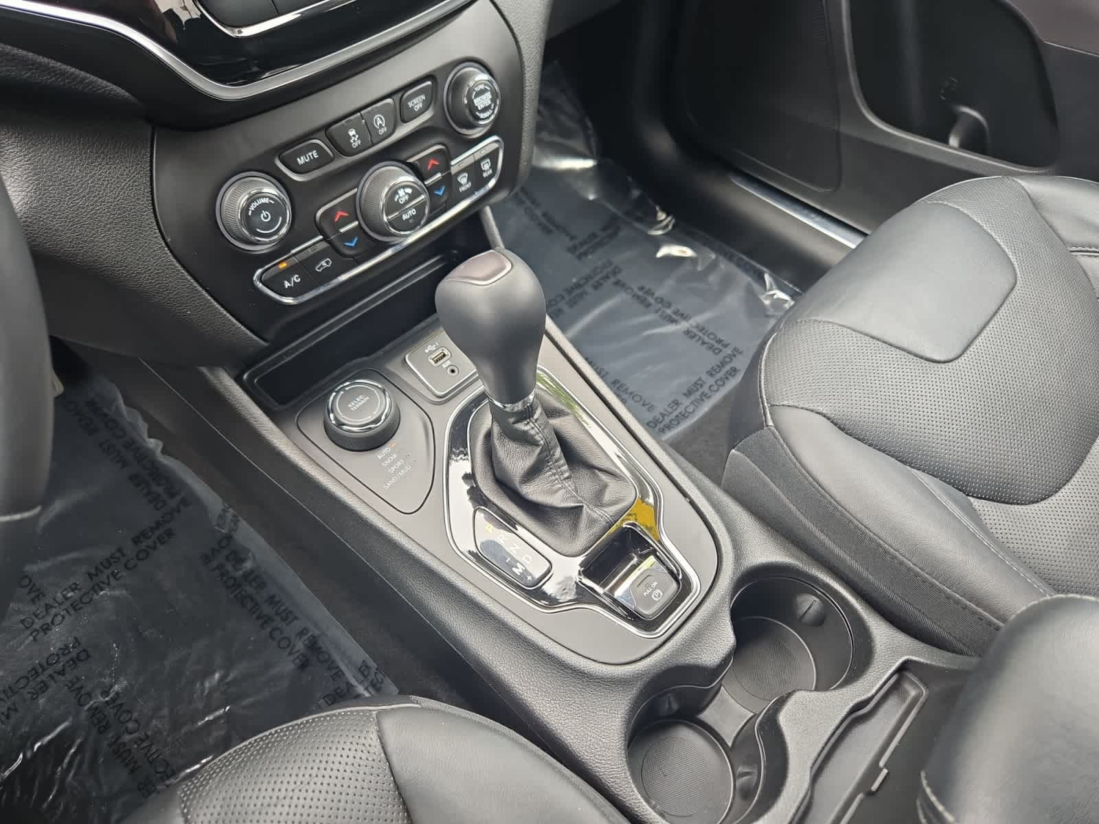 used 2019 Jeep Cherokee car, priced at $20,898