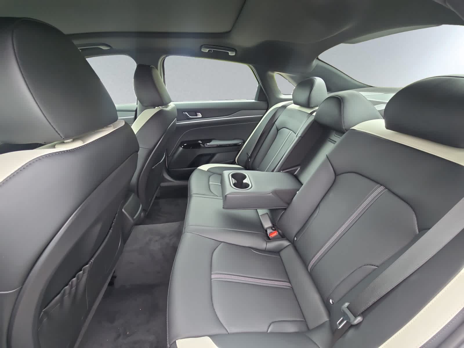 used 2025 Kia K5 car, priced at $28,998