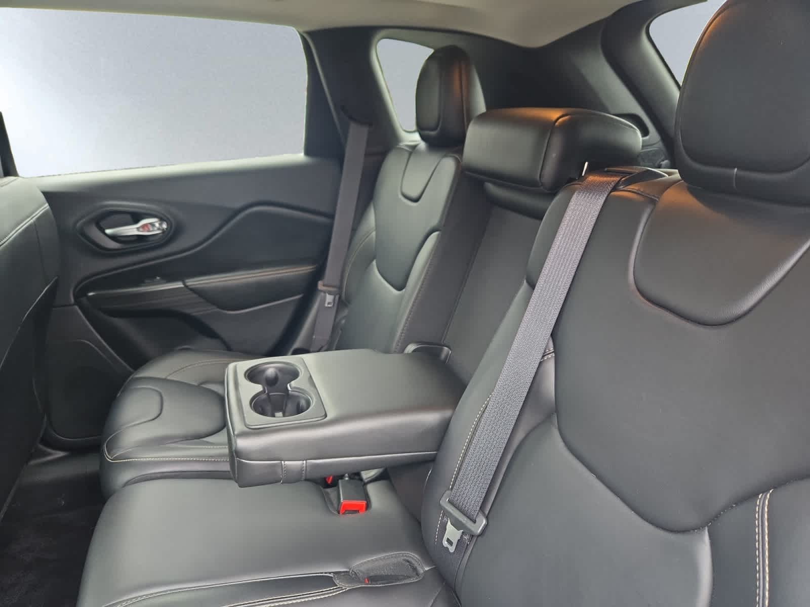 used 2017 Jeep Cherokee car, priced at $13,998