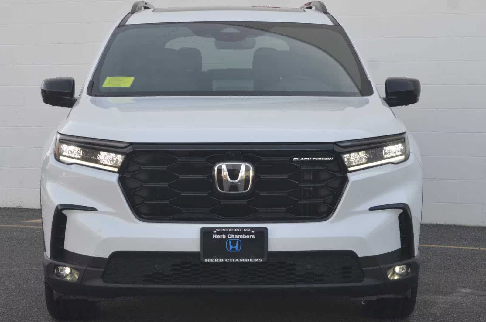 new 2025 Honda Pilot car