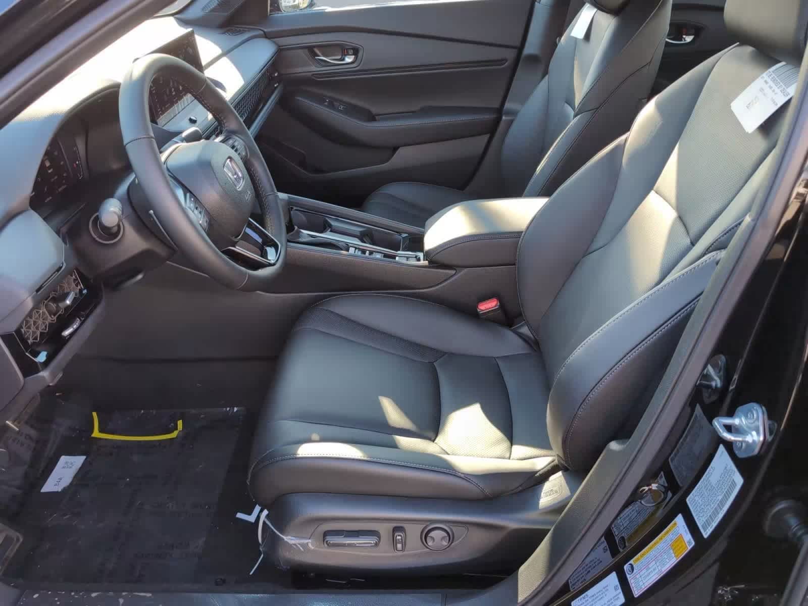 new 2025 Honda Accord Hybrid car