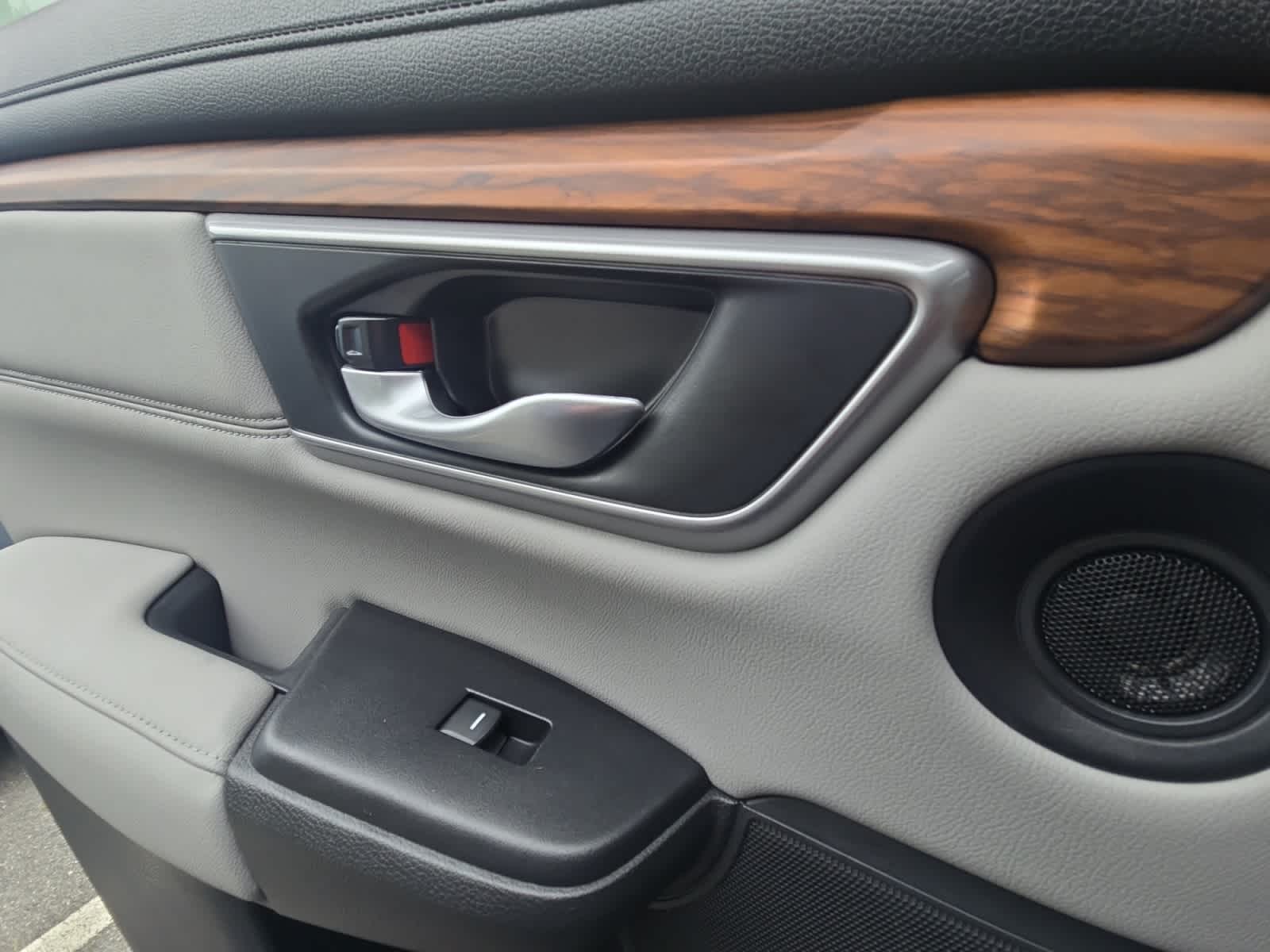 used 2019 Honda CR-V car, priced at $26,998