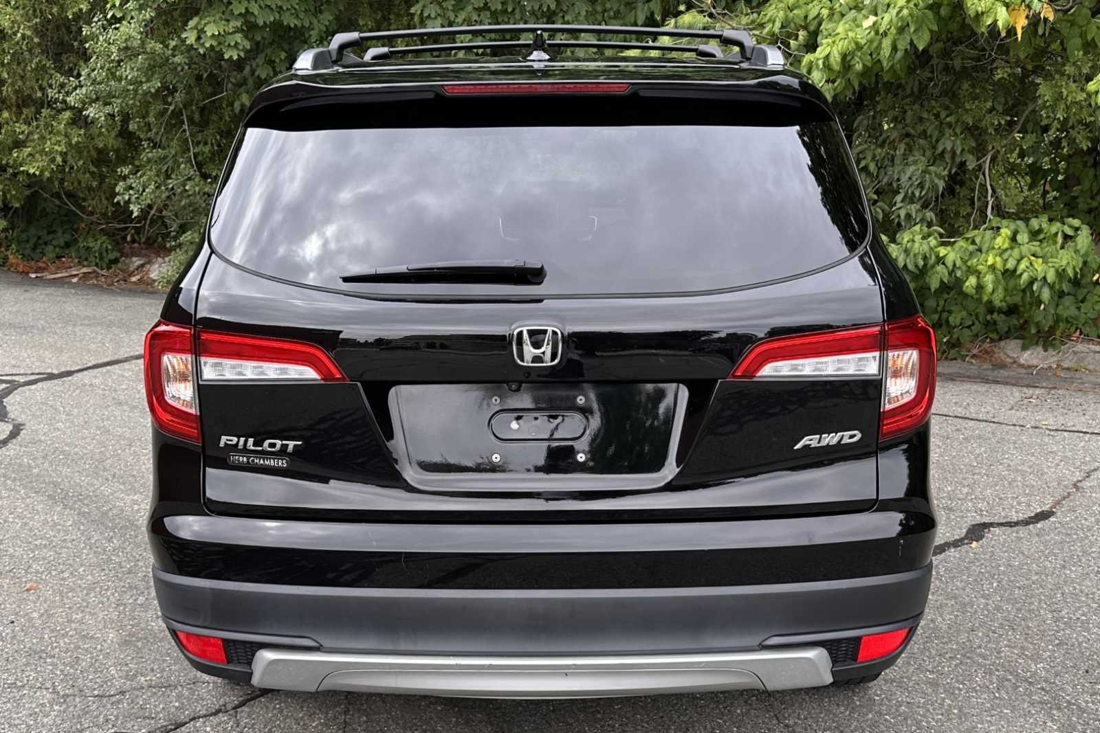 used 2020 Honda Pilot car, priced at $27,998