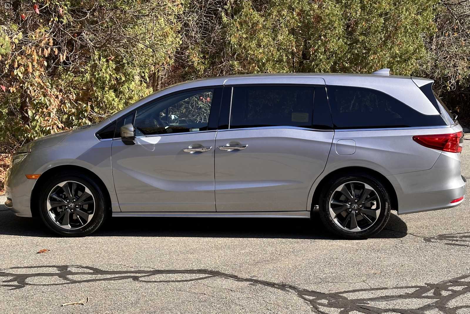 used 2024 Honda Odyssey car, priced at $46,998