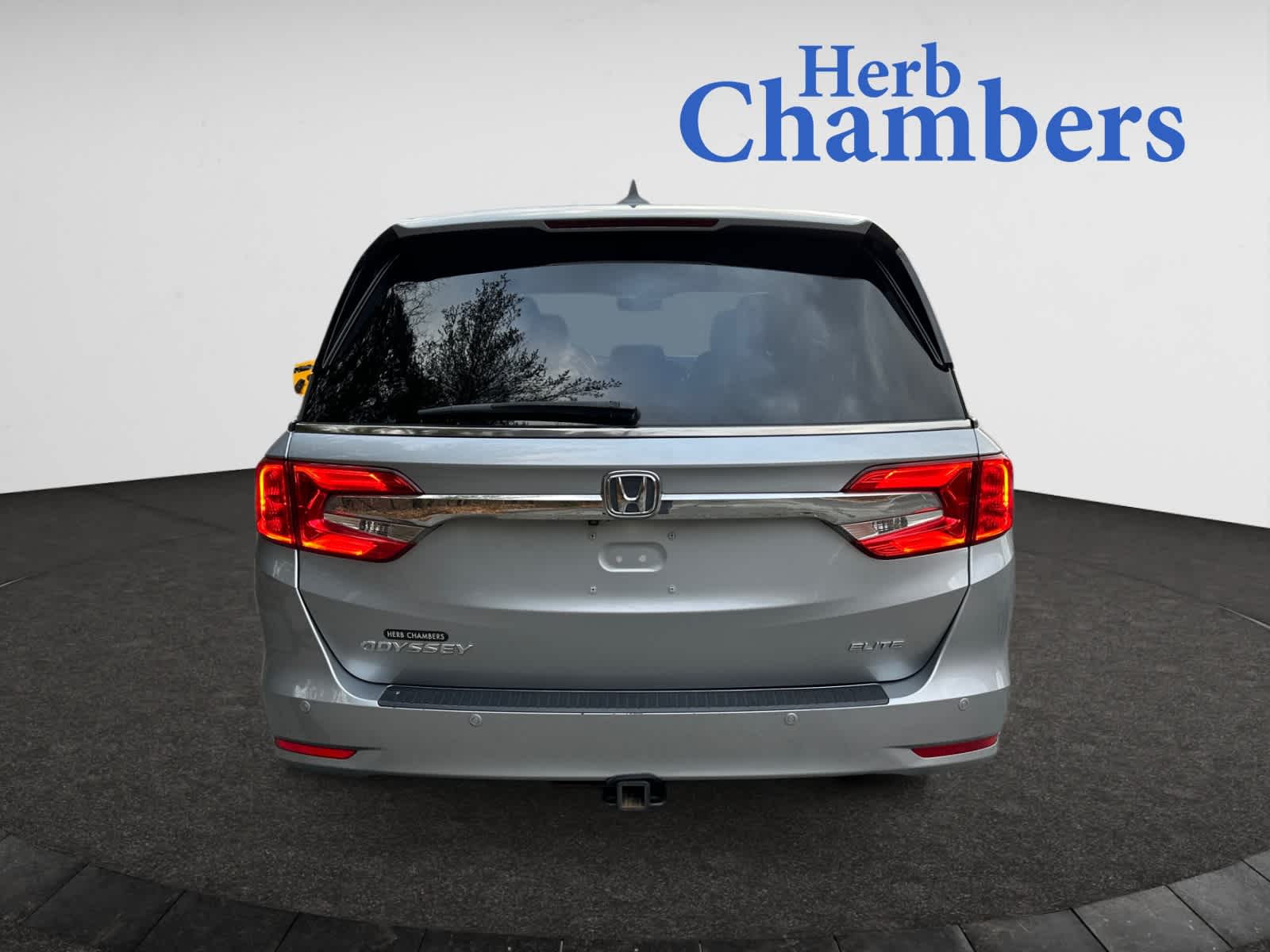 used 2018 Honda Odyssey car, priced at $27,998