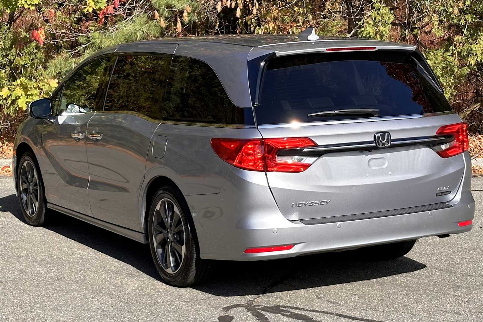 used 2024 Honda Odyssey car, priced at $46,998