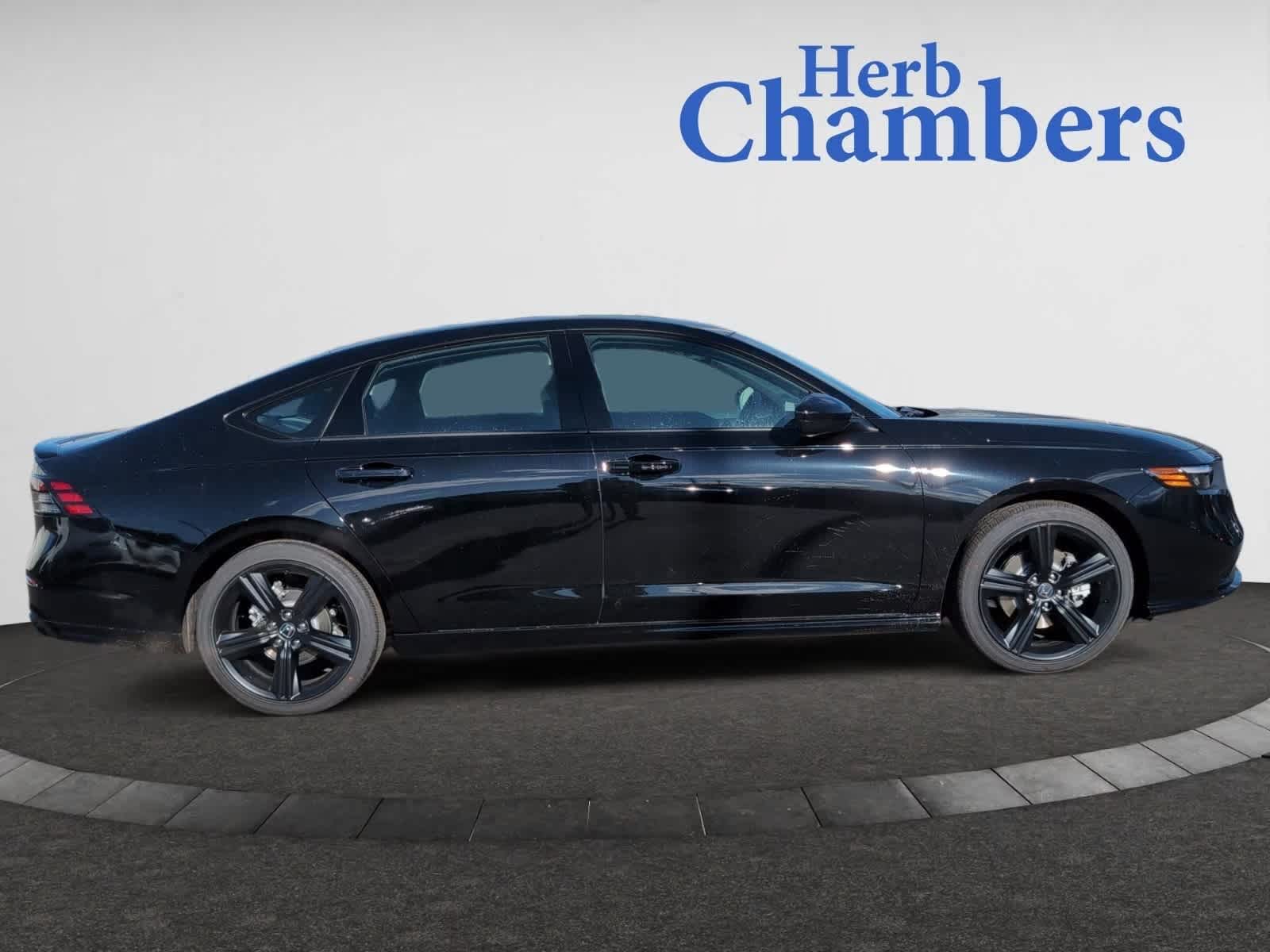 new 2025 Honda Accord Hybrid car