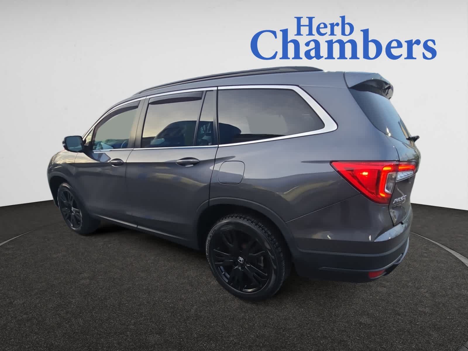 used 2022 Honda Pilot car, priced at $34,998