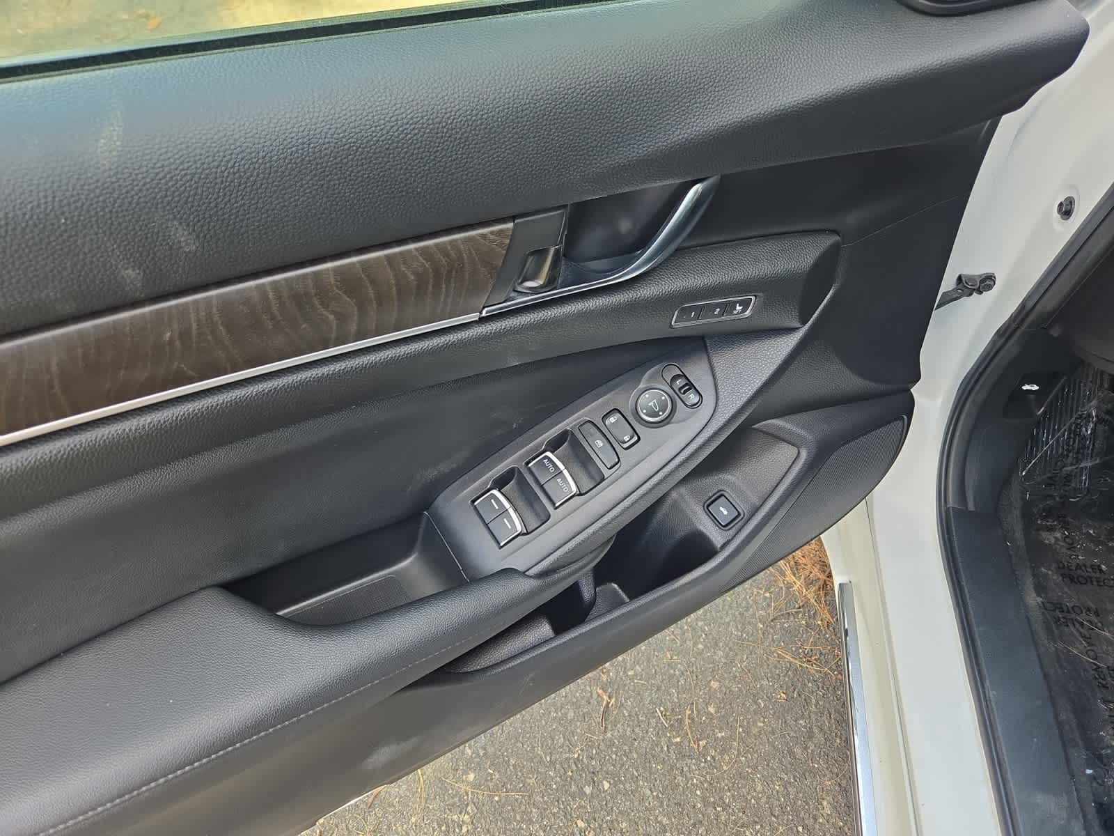 used 2021 Honda Accord Hybrid car, priced at $23,998