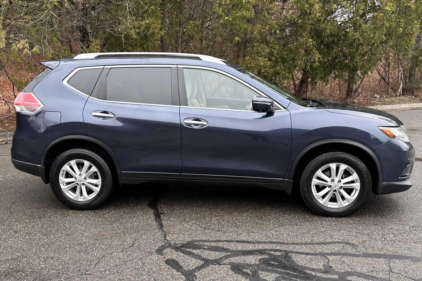 used 2015 Nissan Rogue car, priced at $12,898