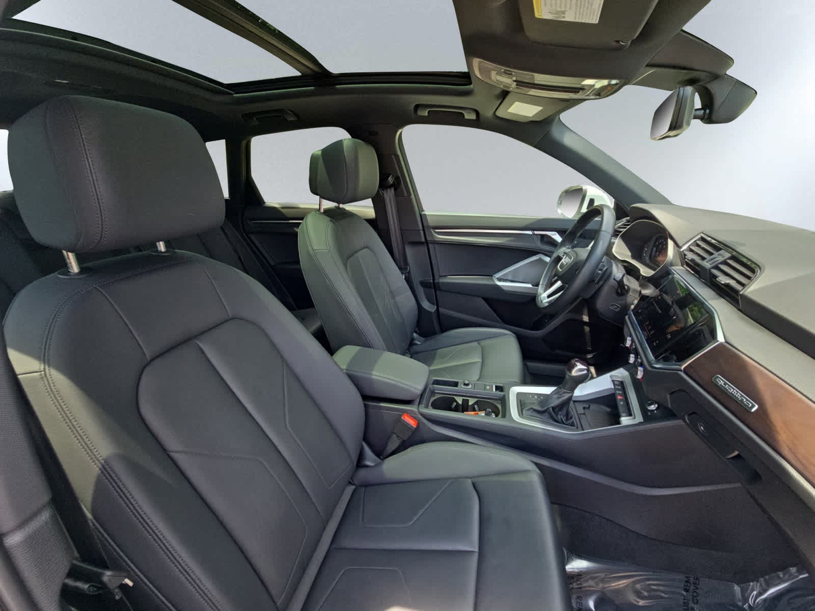 used 2024 Audi Q3 car, priced at $30,998