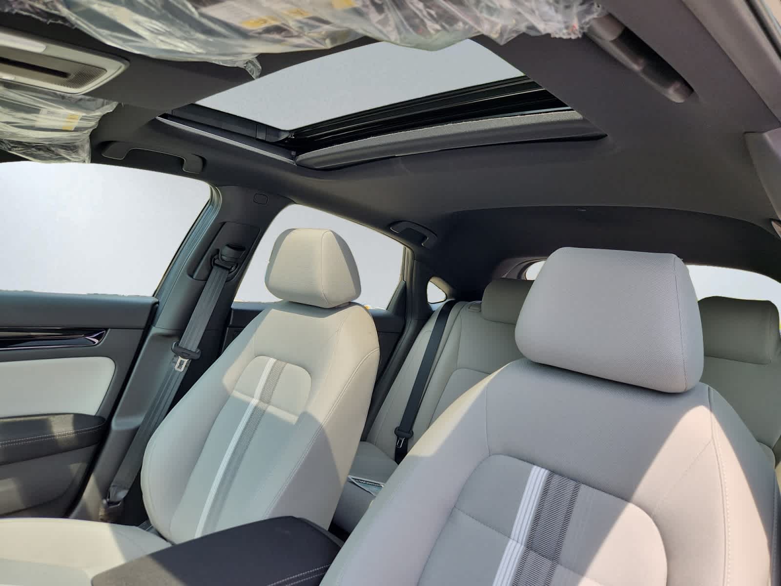 new 2025 Honda Civic Hybrid car
