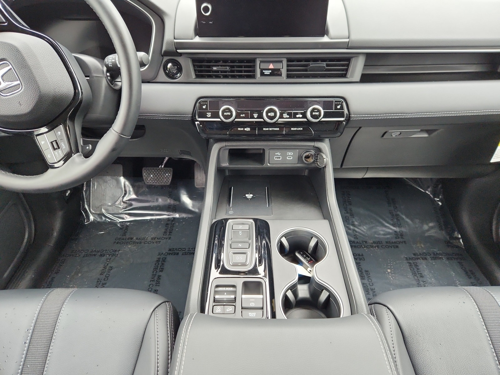 used 2025 Honda Pilot car, priced at $47,998