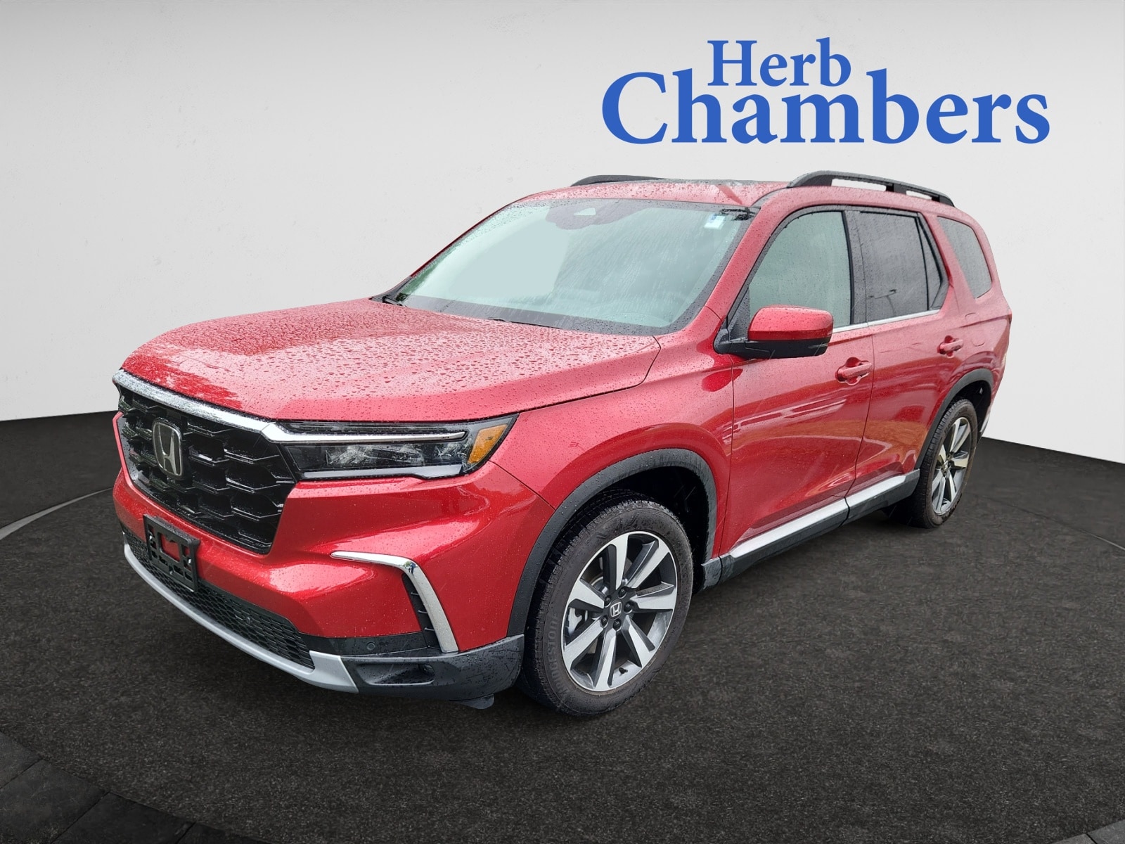used 2025 Honda Pilot car, priced at $47,998