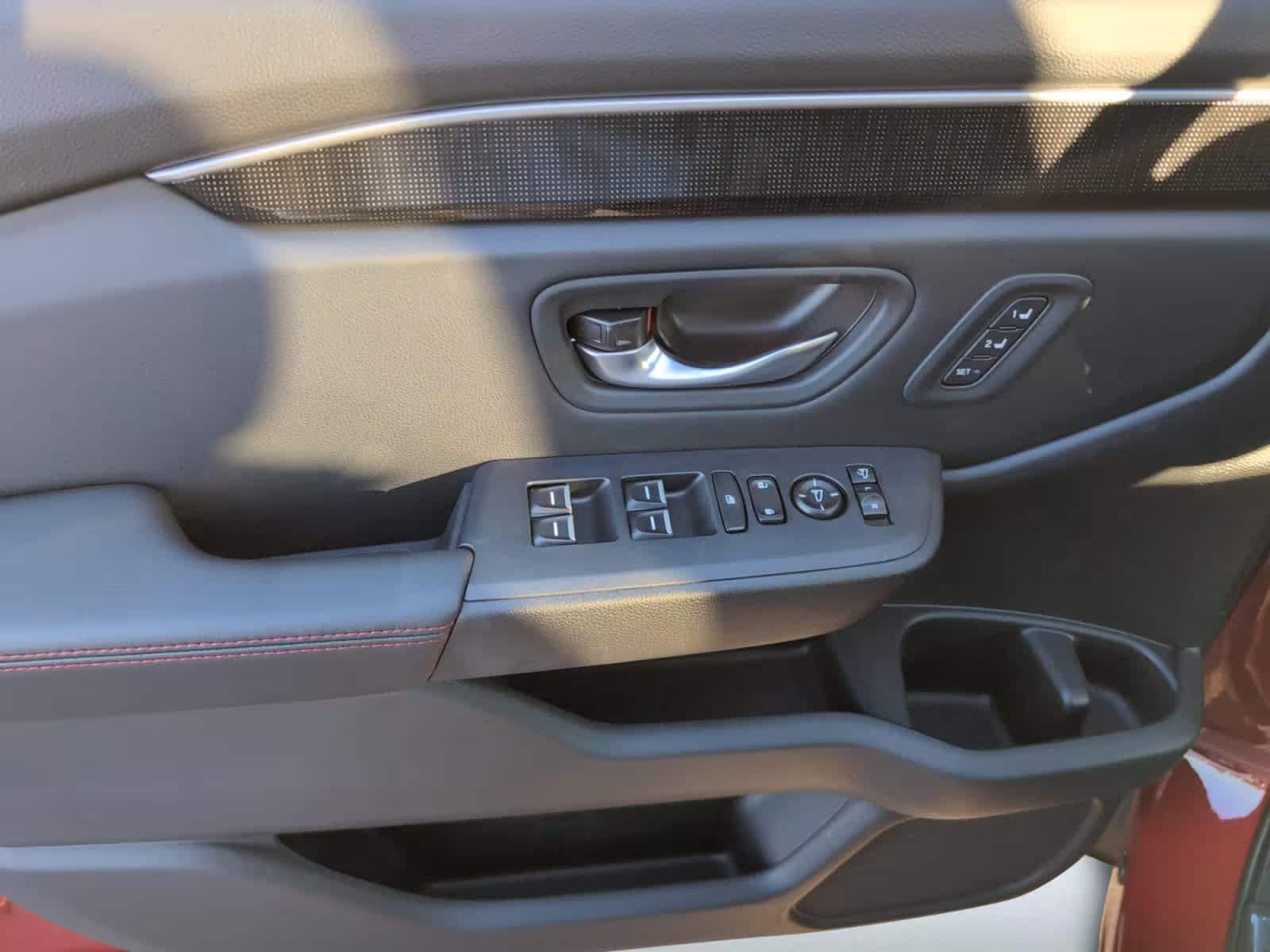 used 2025 Honda Pilot car, priced at $51,998