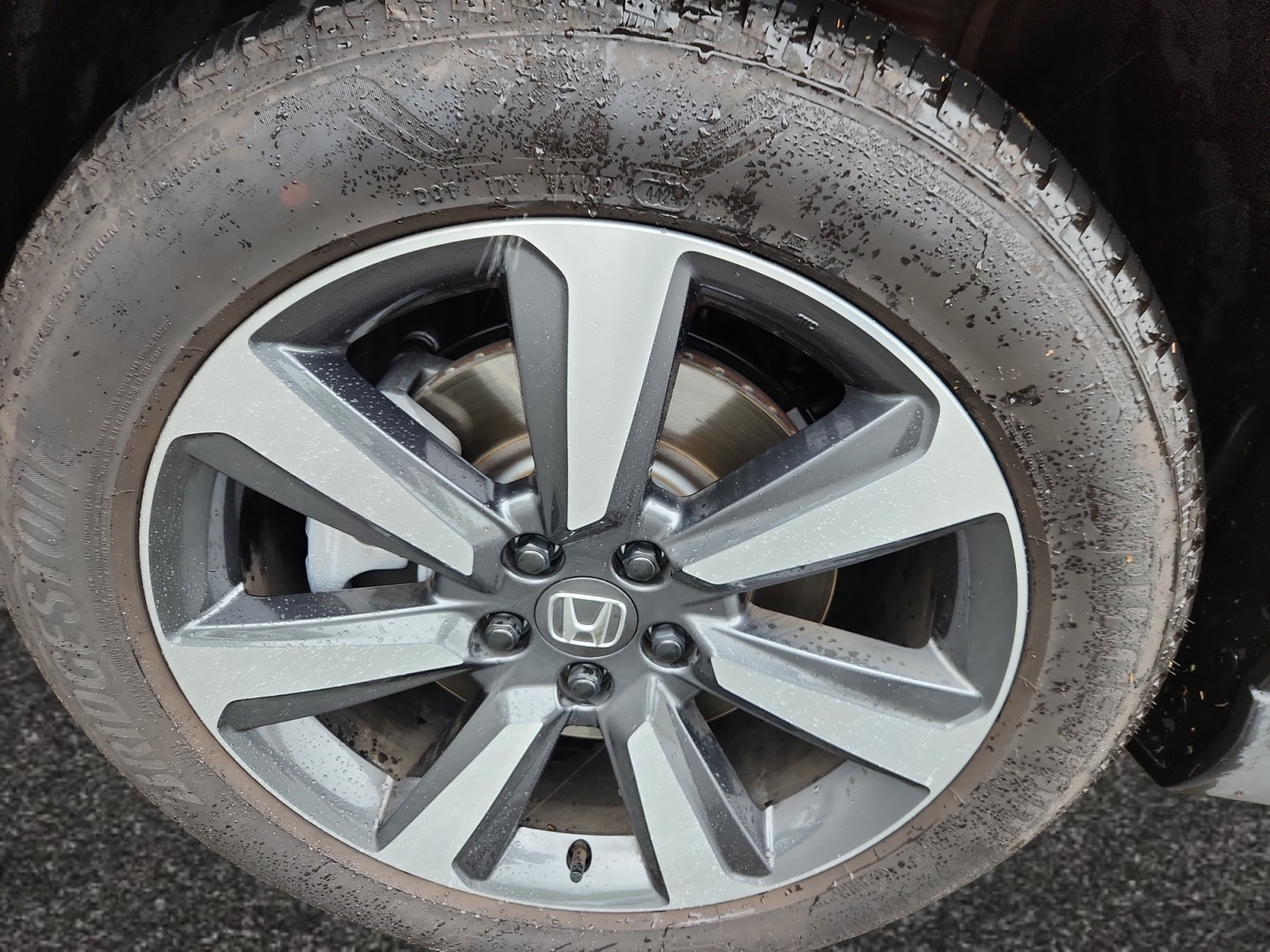 used 2025 Honda Pilot car, priced at $47,998