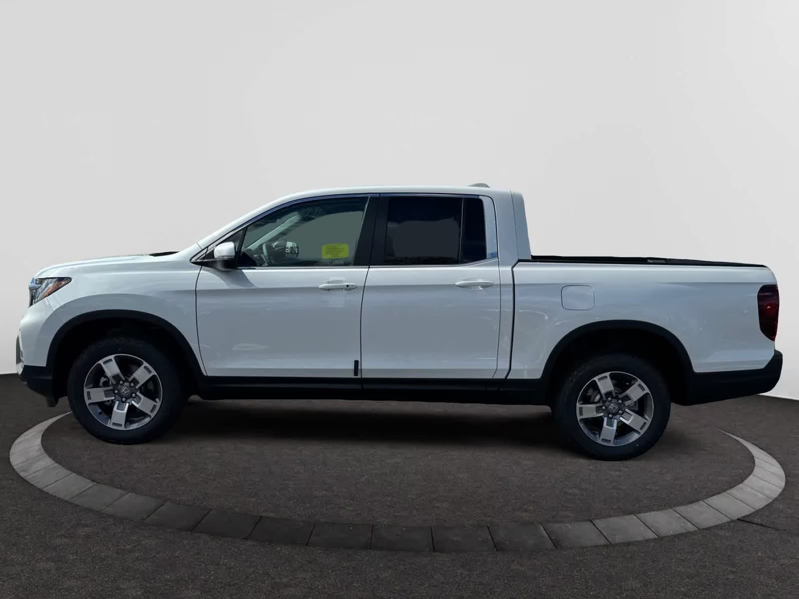 used 2025 Honda Ridgeline car, priced at $42,998