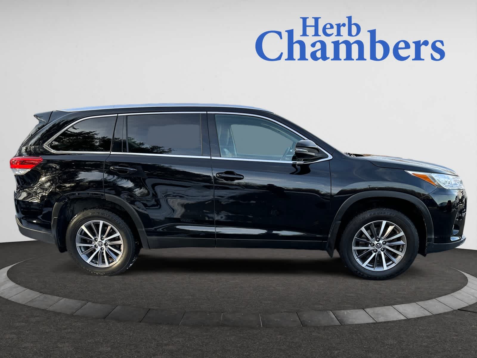 used 2019 Toyota Highlander car, priced at $22,998