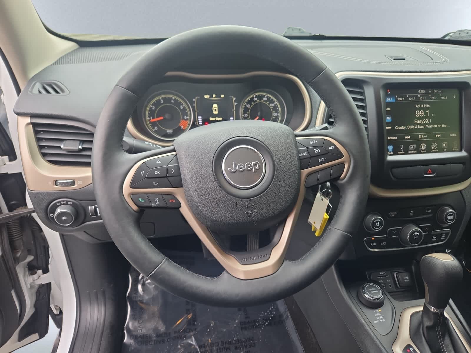 used 2014 Jeep Cherokee car, priced at $12,998