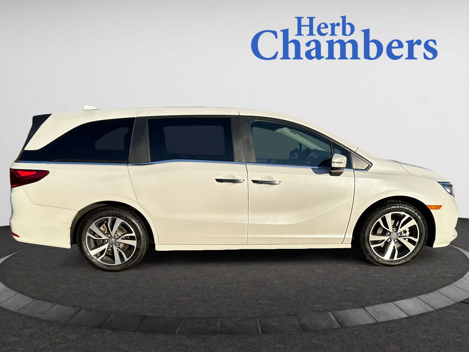 used 2024 Honda Odyssey car, priced at $40,998