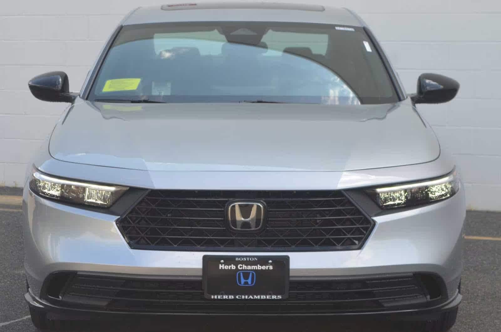 new 2025 Honda Accord Hybrid car