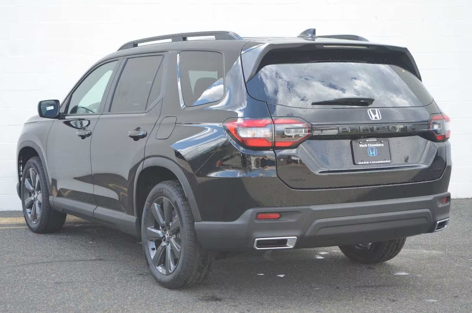 new 2025 Honda Pilot car