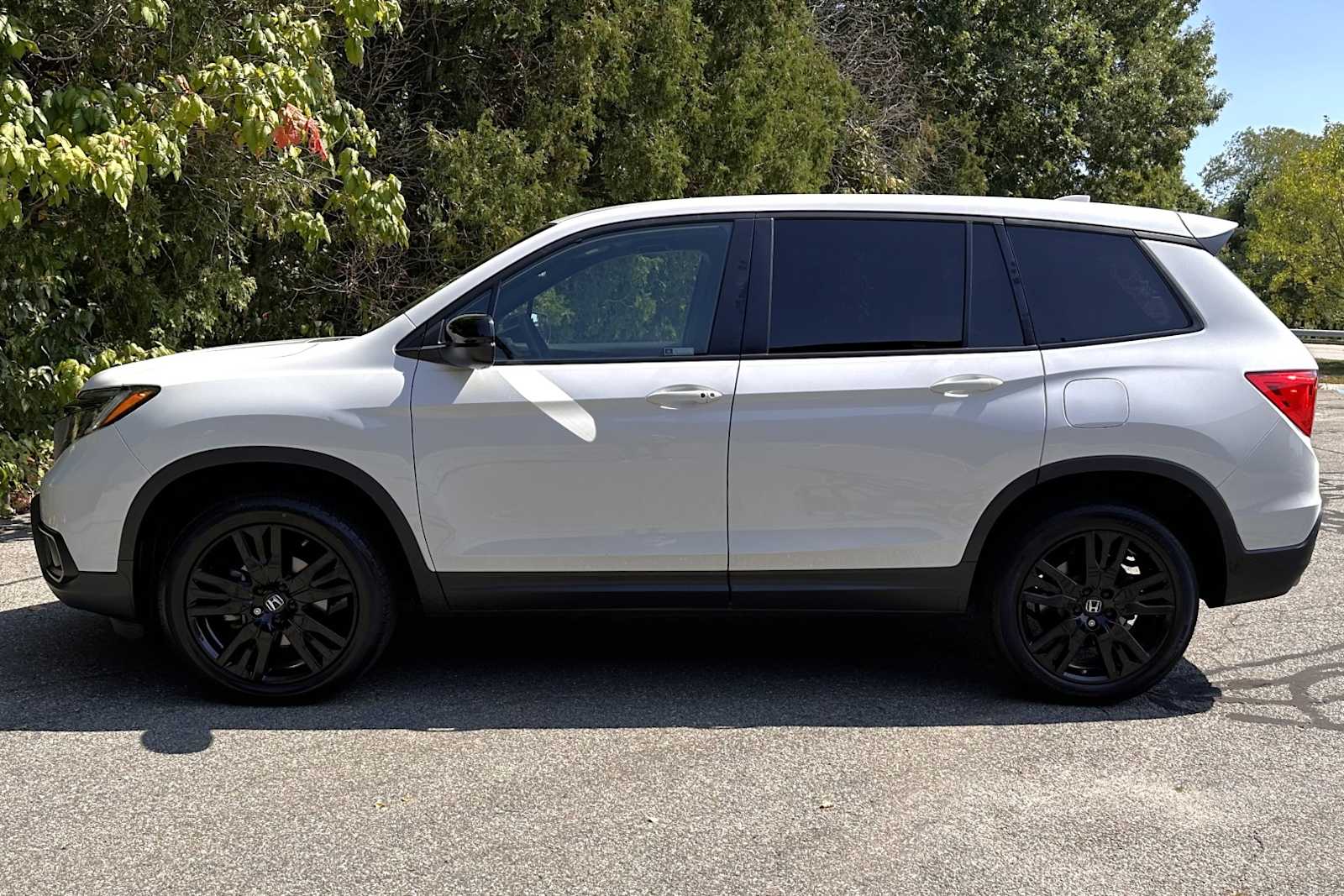 used 2021 Honda Passport car, priced at $26,498