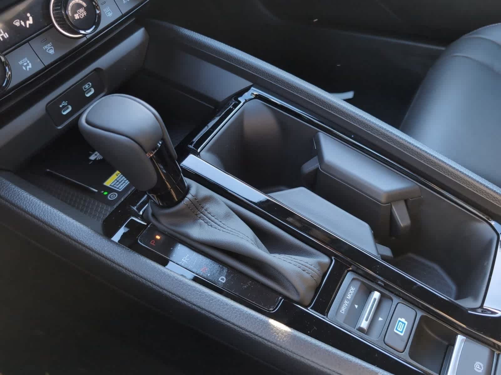 new 2025 Honda Accord Hybrid car