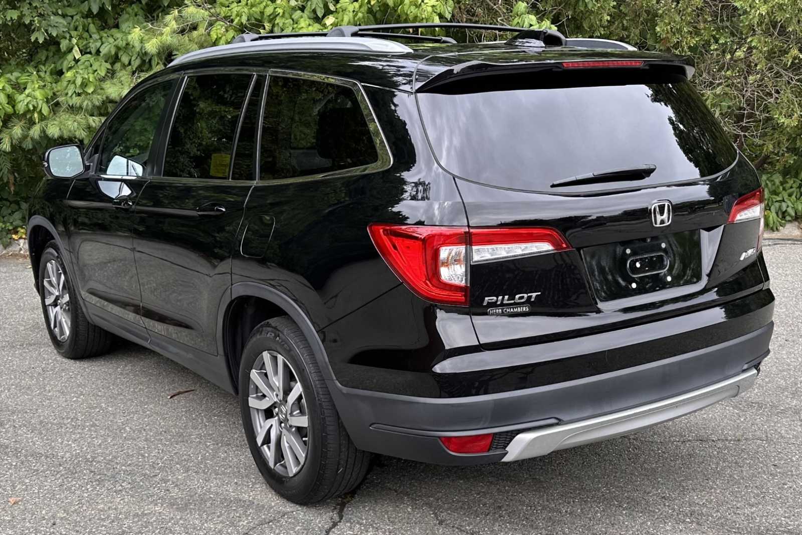 used 2020 Honda Pilot car, priced at $27,998