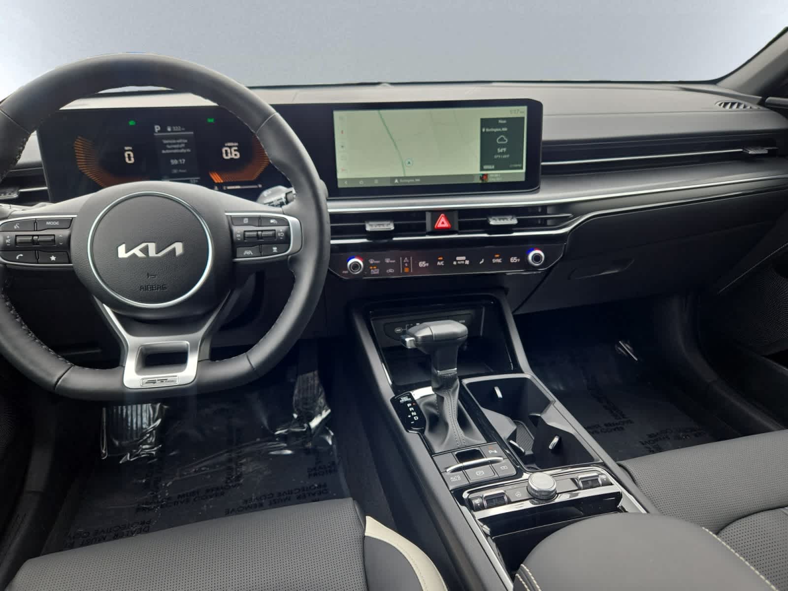 used 2025 Kia K5 car, priced at $28,998